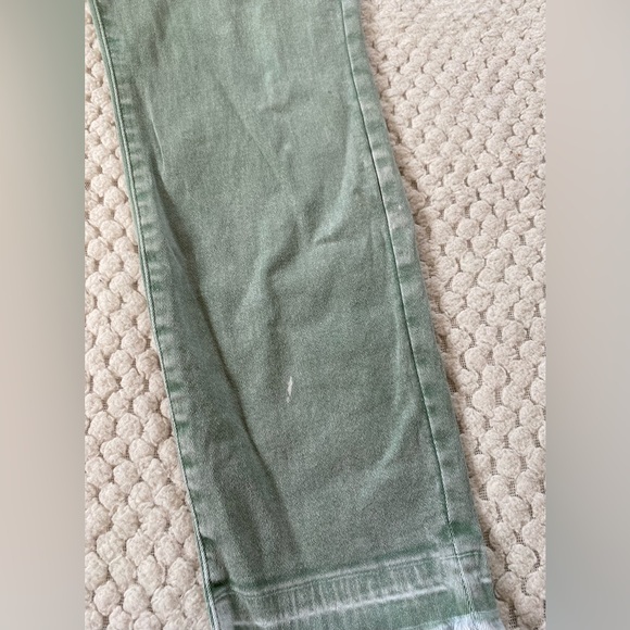 Wild Blue Sadie Robertson Collection Strait Cropped Jeans Size 9 - Picture 7 of 13